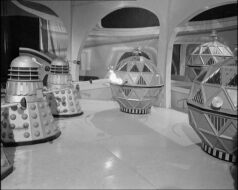 Daleks versus Mechanoids